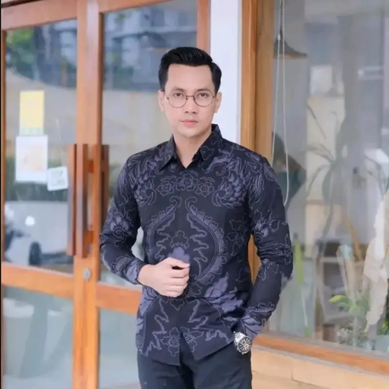 kemeja batik  slimfit lengan panjang motif abu terbaru full furing halus Baju Pria Katun 6