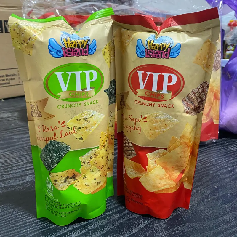 TERLARIS VIP CHIPS keripik kentang Crunchy Snack 28 gr Isi 10 pcs Rasa Rumput Laut Sapi Panggang 0