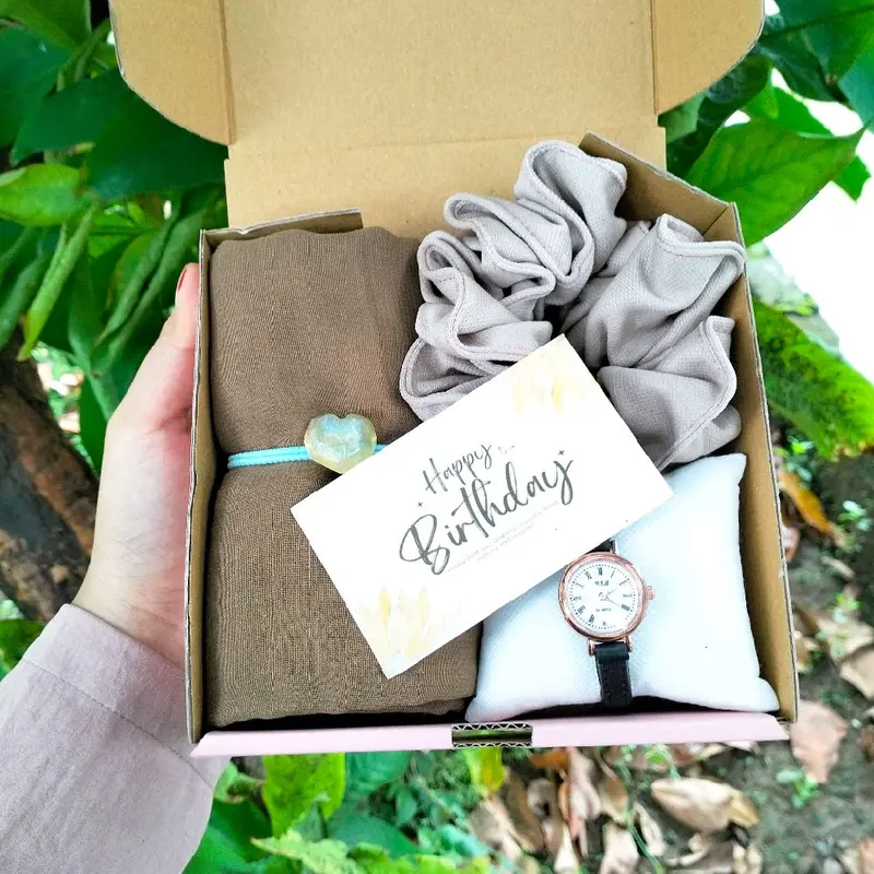 HAMPERS BOX TENTENG JAM TANGAN//HAMPERS HIJAB//MURAH//PAKET LENGKAP//KADO WISUDA//ULANG TAHUN//HARI GURU 0