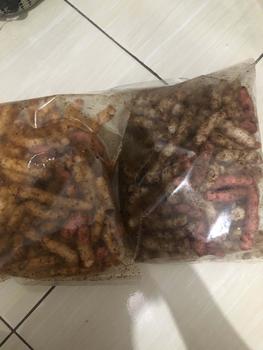 Product Review of Paket Gurilem & Kerupuk Mangkok Pedas isi 500 gram Food Snacks from d**𐙚 1