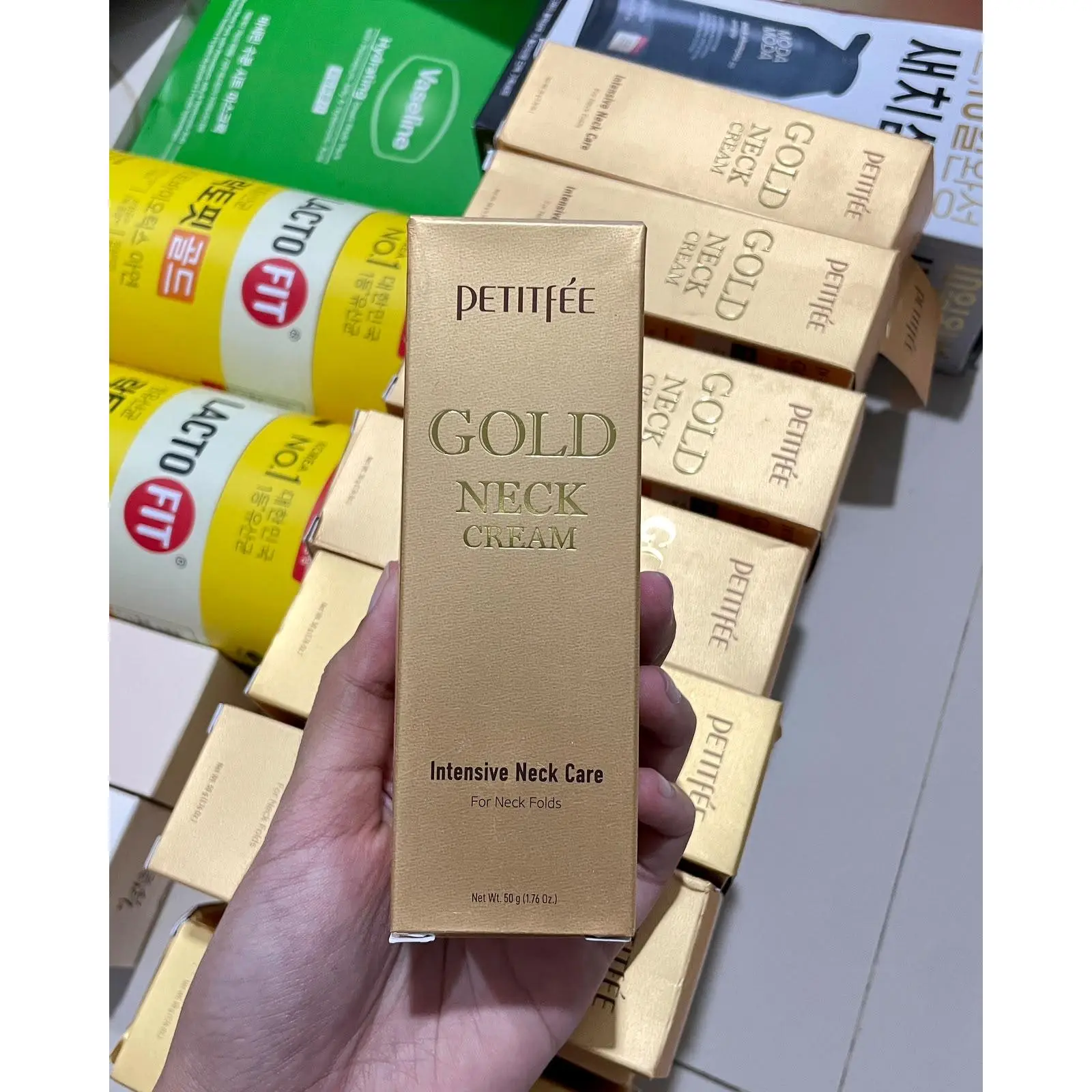 Petitfée Gold Neck Cream 50 g
