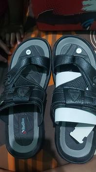 Product Review of Sandal Pria Kekinian Kasual RedRox Sendal Slop Dewasa  Selop Cowok Kekinian Kasual Terbaru Pria Gunung - VOXT 05 Jepit from t**i 1
