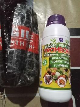 Product Review of TROMBOKUS MAGIC PESTISIDA+ZPT SEBAGAI INSEKTISIDA, RODENTISIDA, FUNGISIDA ORGANIK PENGENDALI SEGALA HAMA BURUNG DAN TIKUS UNTUK SEMUA TANAMAN from L**a 1
