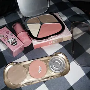 [Official] FOCALLURE Prism Multi Glow Palette Highlighter & Contour & Blush Multi-Use