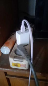 Product Review of VEGER Wall Charger R1 Single Port USB Output 2.4A from R**t 4** 0