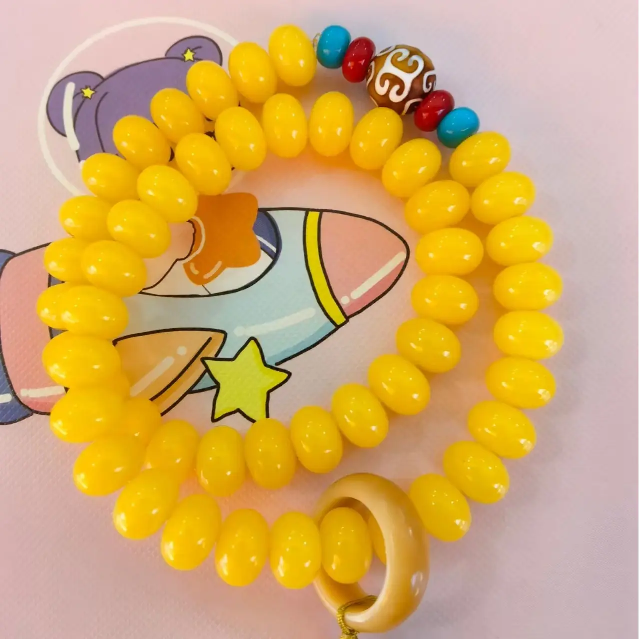 Chicken oil yellow Bodhi root bracelet men's and women's bracelet Buddhist beads Wenwan Bodhi abacus beads double circle Wenwan lotus