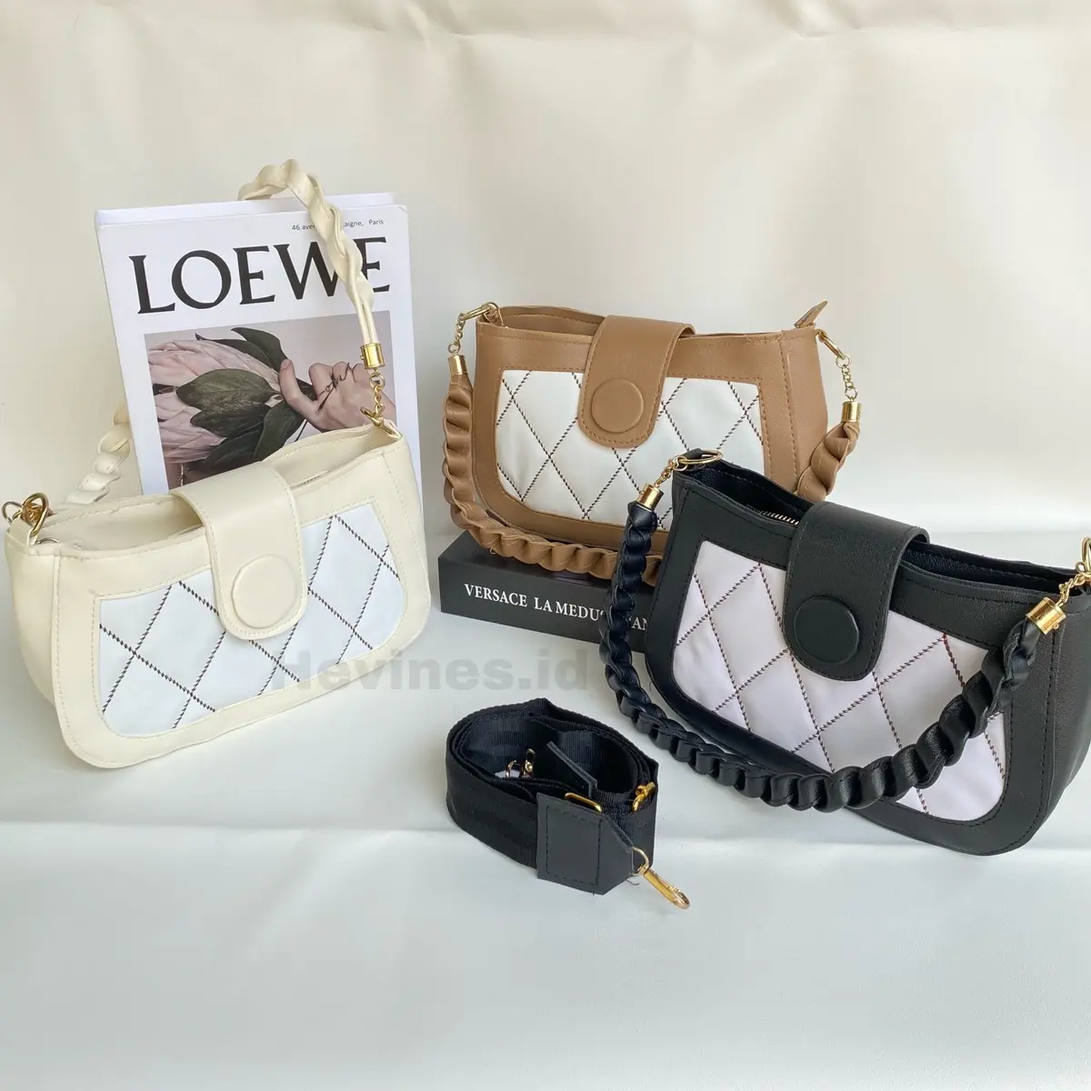 vins-TAS SELEMPANG WANITA/SLING BAG/TAS KEKINIAN/Korea/Slingbag-NADA