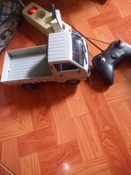 Product Review of Mainan Mobil Remote PICKUP -ANGKOT Batre cas bisa keluar asap ada lampu dan suara from N**a i** 0