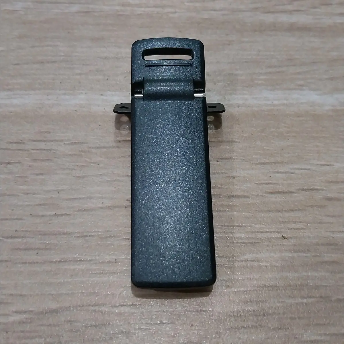beltclip ht buat ht baofeng uv5r berlin uv6r weirwei uv5r comteck uv5r merodith uv5r texas tx2 skymax uv8r walkie talkie