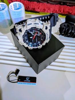 Product Review of LICARR Jam Tangan Pria Olahraga Analog-Digital Fashion Tahan Air Santai Kuarsa Jam Tangan Cowok Original Merek Stopwatch 9528 from 👠**🏍 1