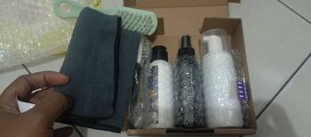 Product Review of Terlaris No. 1 | Paket Shoe Cleaner Bubblegum By BE SHOES CARE Pembersih Sepatu Cairan from M**n 0