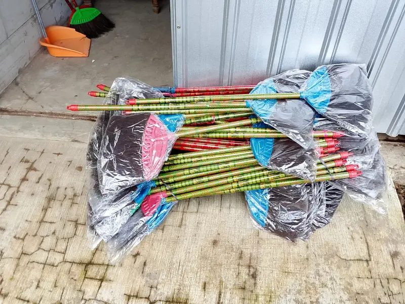 Sapu Lantai Ijuk Sapu Ijuk Lantai Sapu Duk Hitam Sapu Ijuk Hitam Sapu Ijuk Murah 6