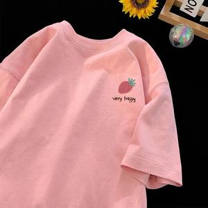 シンプルでかわいいイチゴのキャラクタープリントの女性用半袖Tシャツ、丸首、ゆったり、純綿のカジュアルな上着、丸首、ショルダーベルト、ゆったりとしたシルエット、通気性、肩落ちデザインのプリントTシャツ夏のゆったりタイプ