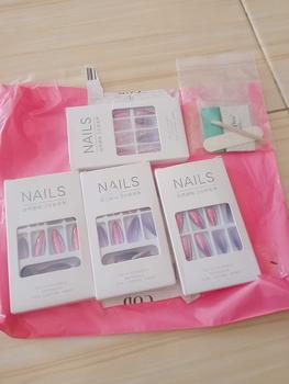 Product Review of Kuku Palsu Panjang Gradasi Ungu Nails #23 (J) - Art & Polish from N**a 0