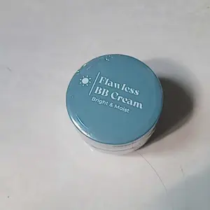 Pratisun Flawless BB Cream Bright & Moist - Cerahkan & Lembapkan Kulit