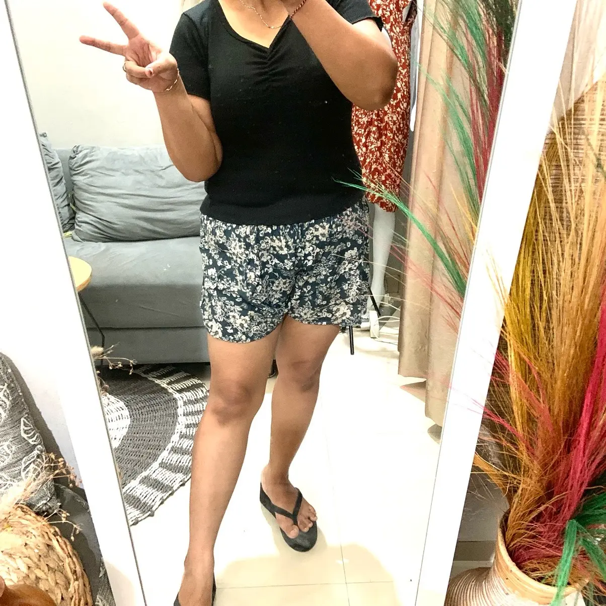 CELANA HOTPANT RAYON Wanita Santai  Dewasa