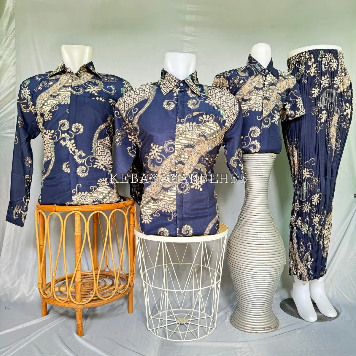 kebayamandeh /sn navy/ ROK LILIT BATIK+ROK PLISKET BATIK+KEMEJA BATIK ANAK+KEMEJA BATIK DEWASA+COUPLE BATIK SEKELUARGA