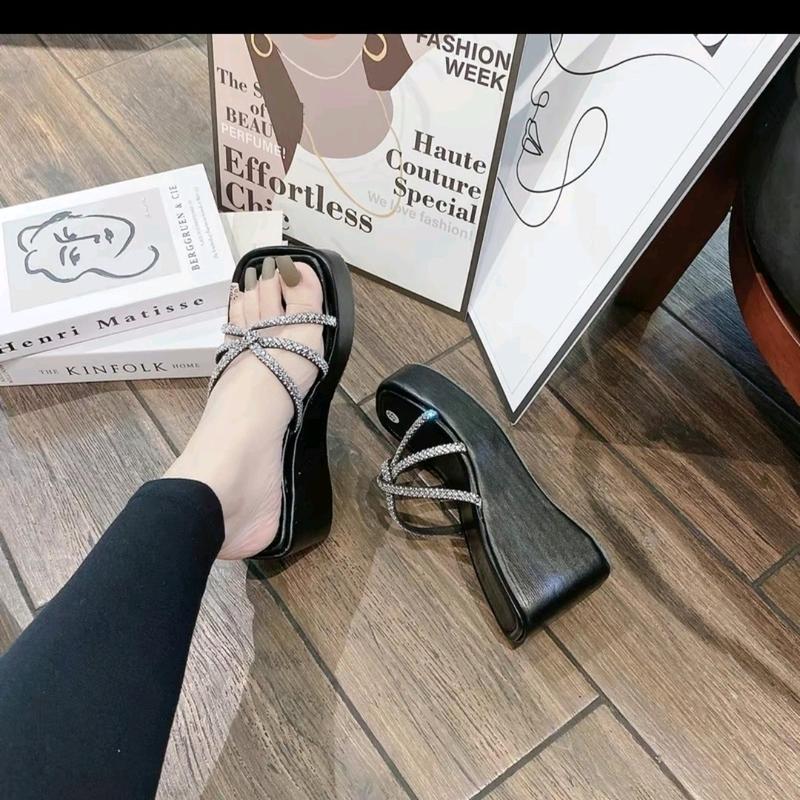 (Chân thon gầy lùi 1 size) Dép Xuồng Nữ Cao 7cm Dây Soàn Chéo Đính Đá Bling Bling Sang Chảnh Thoải Mái & Chống Trơn Trượt Phù Hợp Mọi Trang Phục