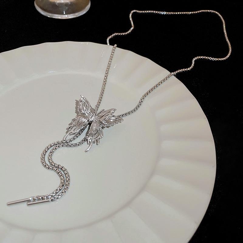 Product Introduction of Fashionable Butterfly Necklace for Women 2024 New Pull-Through Design Stainless Steel Chain Unique Gifts for Her Elegant Jewelry Accessory Affordable Price with Durable Quality 19