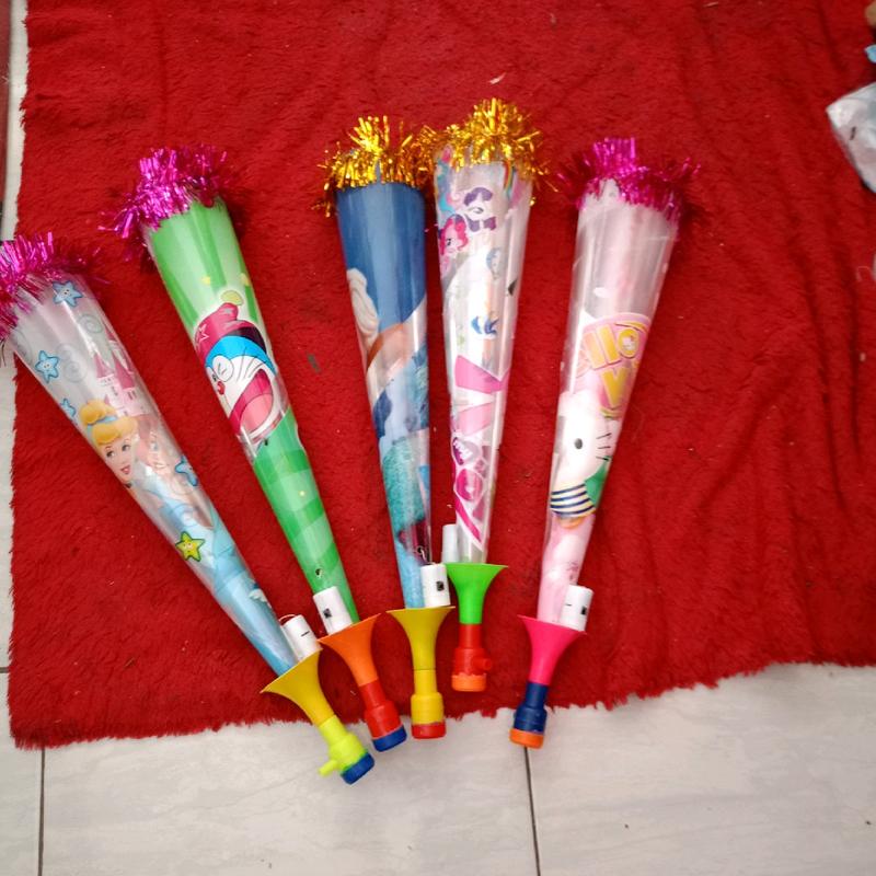Mainan Terompet LED Jumbo Superstar Bagus untuk Tahun Baru Anak 5