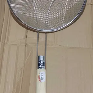 Saringan Stainless Steel Serok Jaring Masakan Kerupuk Mie Ayam Bakso Tirisan Minyak Teh Tepung Gagang Kayu Tebal
