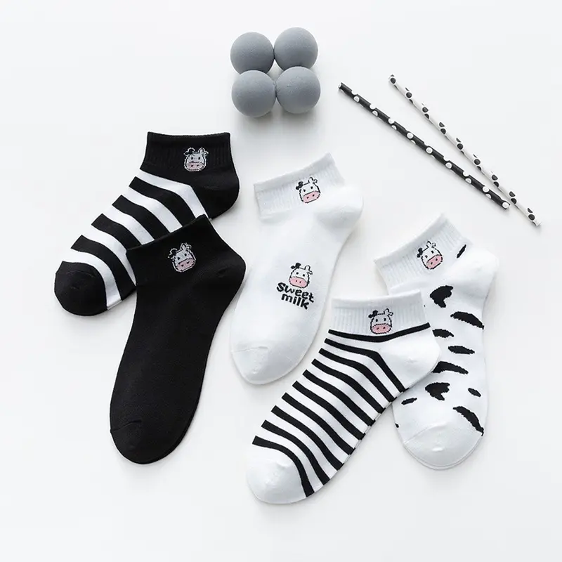 Kaos Kaki Motif Sapi Kaos Kaki Ankle Cute Socks Short Sepatu Lucu Wanita Pria Murah Import R596 2