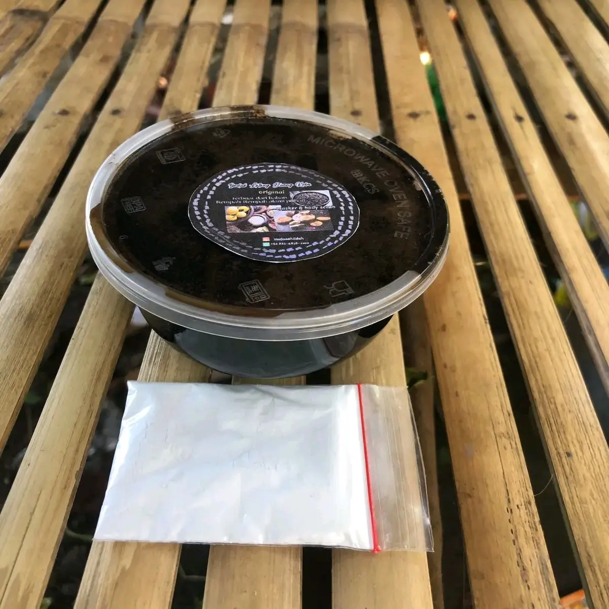 bedak lotong pemutih badan wajah gratis bibit pemutih 200ml