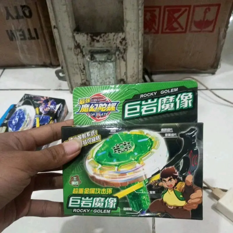Mainan Gangsing besi beyblade dus anak tersedia 4 Varian Murah berkualitas 2002-6 Toys 1