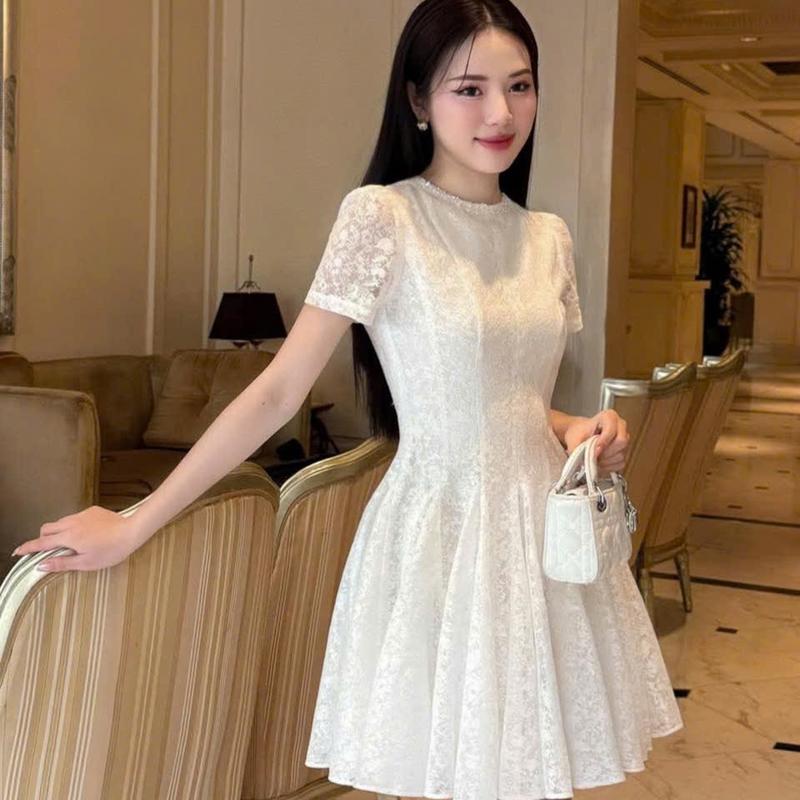 Đầm ren dự tiệc thiết kế tay ngắn xòe sang trọng Mea Dress 0