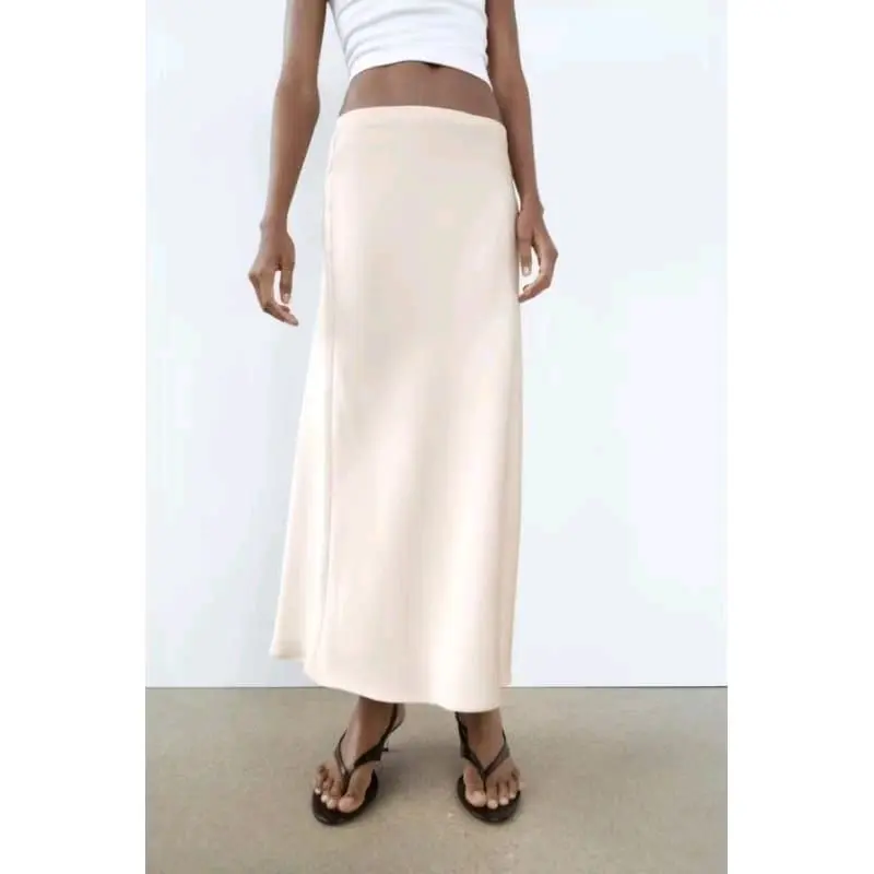 Rok Wanita zrrr Satin Effect Midi Skit 4