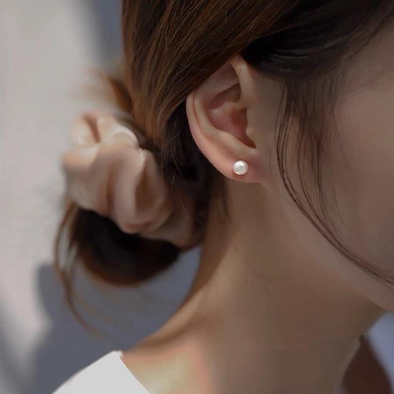 Hoa tai ngọc trai nước ngọt 6-6,5ly dạng bánh bao bóng đẹp xinh xắn,cốt bạc 925 xi phủ bạch kim, chuôi cánh đẩy dễ đeo