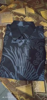 Product Review of MELEWIS HITAM Kemeja Batik Pria Lengan Panjang Warna Hitam Full Furing Katun Slimfit from H**o H**w 0