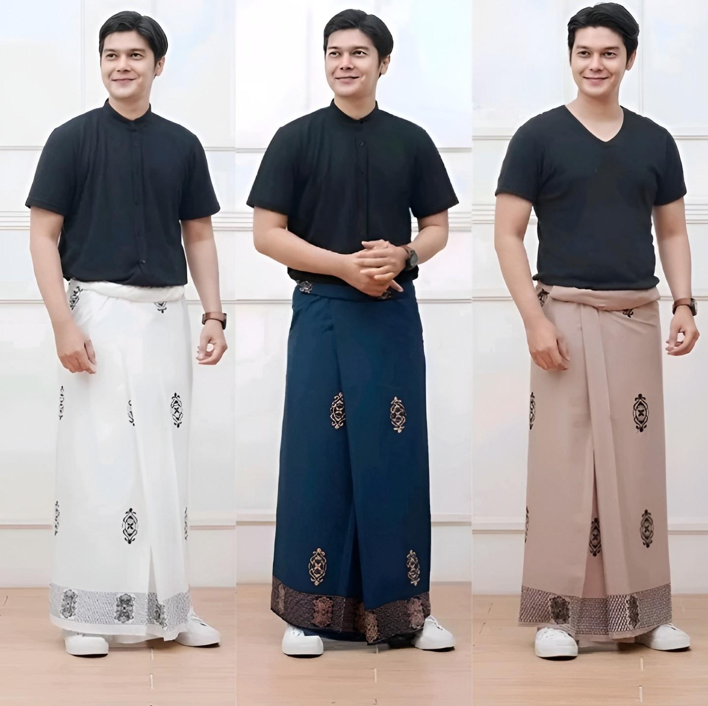 TERLARIS 3pcs 90rb Sarung Batik Dewasa Sarang Tawon Katun Polly Super Viral Kekinian Motif Sarwon Muslim Pria Remaja Santri Hitam Nyaman Santri TERLARIS 3pcs 90rb Sarung Batik Dewasa Sarang Tawon Katun Polly Super Viral Kekinian Motif Sarwon Muslim Pria Remaja Santri Hitam Nyaman Santri