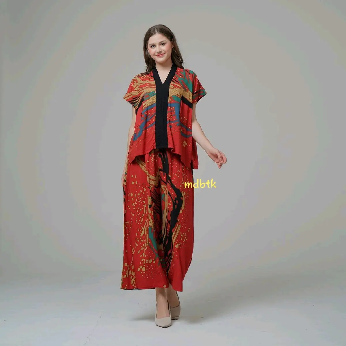 SET PLISIR ABSTRAK LENGAN PENDEK RAYON PREMIUM