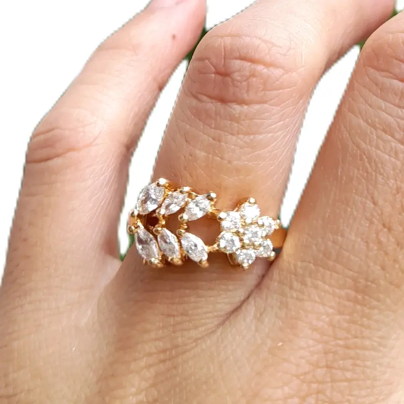 Cincin Bunga Permata  size 6 diameter 1.6cm- Cincin Wanita Berhias - Rings 0