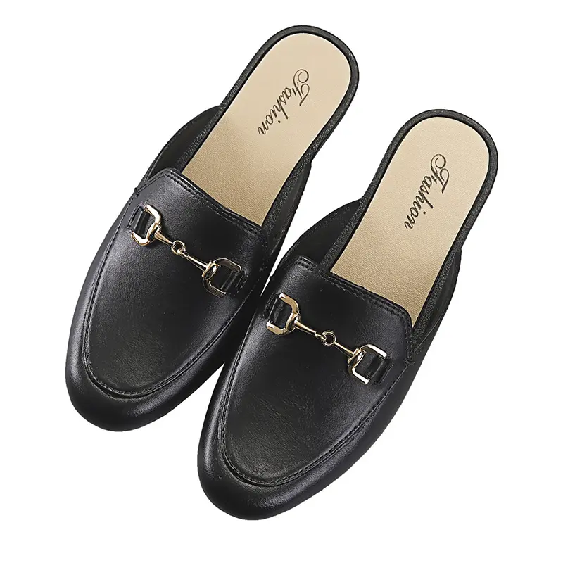2025 Internet celebrity leisure work breathable lightweight non-slip waterproof fashion trend closed toe half slippers women's fashion outerwear 2021 summer new British flat heel all-matching fashion casual flat sandals women