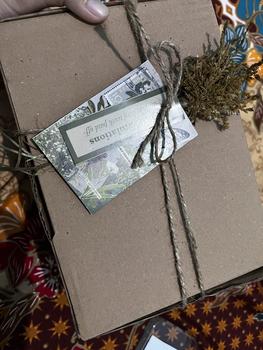 Product Review of Hampers vintage gelas custom / HADIAH ULANG TAHUN / HAMPERS WISUDA / KADO AYANG from I**☆ 2