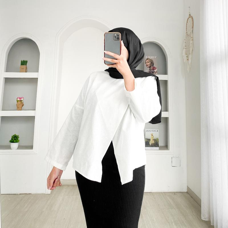 GLADY SLIT BLOUSE - FLOTTILICIOUS / baju wanita / atasan murah / fashion outfit / hijab ootd /  baju murah kekinian / blouse korean style Kain Kancing Casual 8