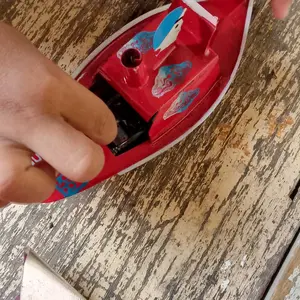 Mainan Kapal Otok Otok Tradisional Jadul Perahu Api Kaleng Panjang 14cm Lebar 5.6cm Mainan Anak Klasik Bahan Kaleng - Toys