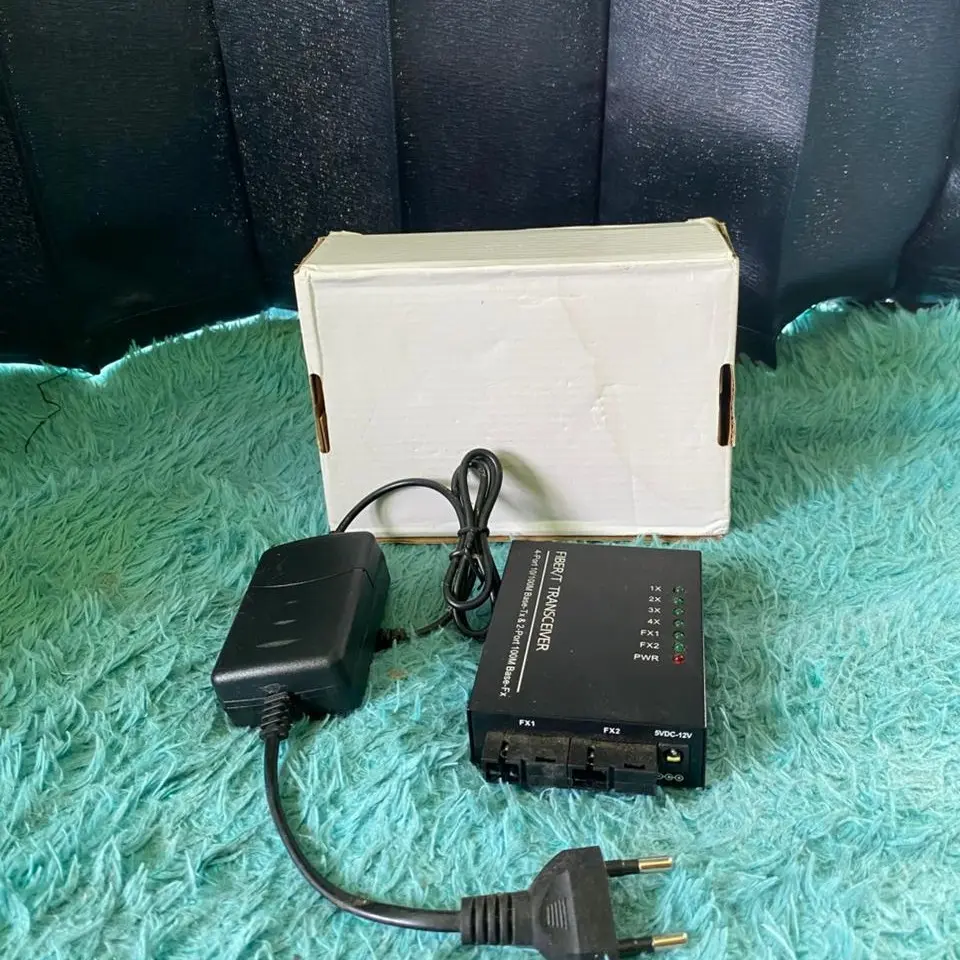 HTB 2PO 4 LAN  No merek + adaptor