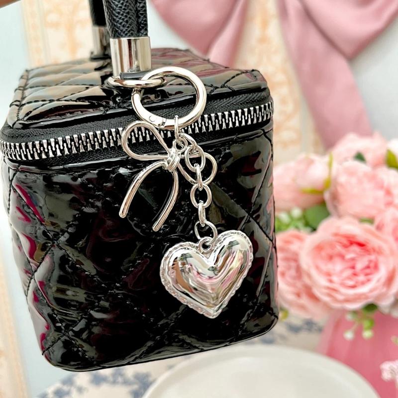 Gantungan Kunci Silver monochrome monokrom / gantungan kunci pita love kecil keychain / Keychain Coquette Love Big Heart / Bag strap Love Pita Phone Strap 3
