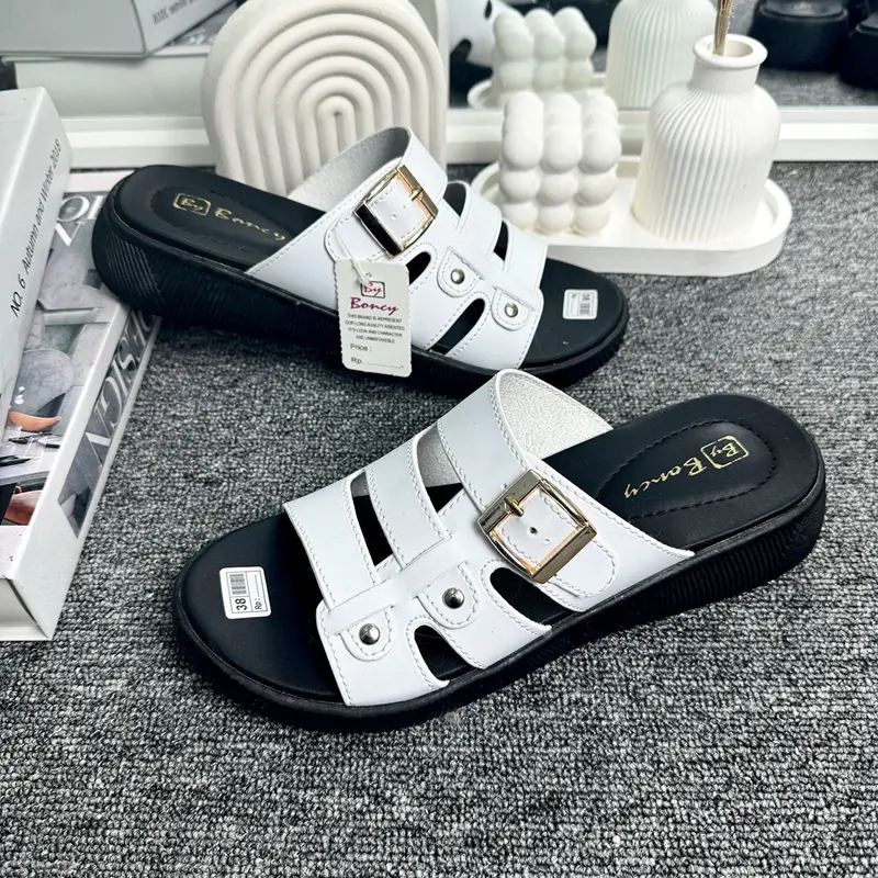 Sandal wedges wanita dewasa terbaru kekinian sendal selop kondangan acara formal Hitam Karet 3