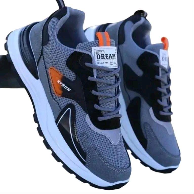 Sepatu pria sneakers model korea terbaru buat jalan santai Nongkorng joging Casual Shoes Wanita Snekers Kasual Hitam Black 0