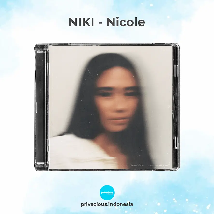 NIKI - Nicole