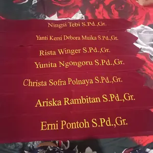 Selempang Wisuda Leher Premium 2 Lapis Beludru Bordir Komputer Syal Elegan Custom Nama Logo Kado Wisuda Bandung Jakarta Selendang