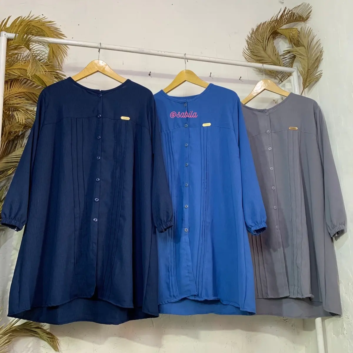 SAHIRA Tunik Crinkle Airflow Premium terbaru termurah by tokosabilakiyowo Muslim Nyaman Panjang Atasan Kancing