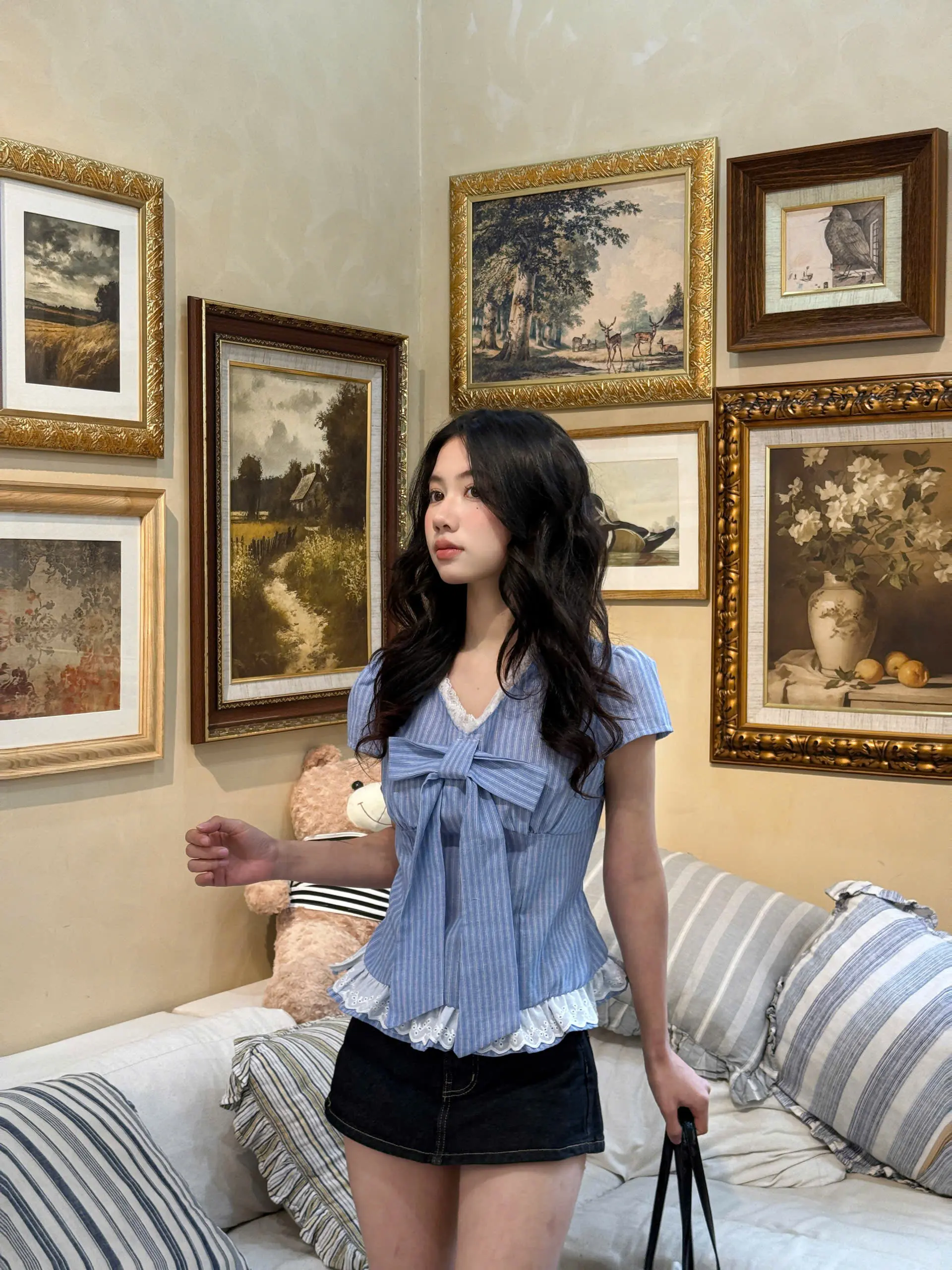 Áo sơ mi kẻ sọc cổ tim phối ren kèm nơ xinh xắn, Áo kiểu bèo gấu dễ thương thời trang hè - 29feb.closet - A560 | BigBuy360 - bigbuy360.vn