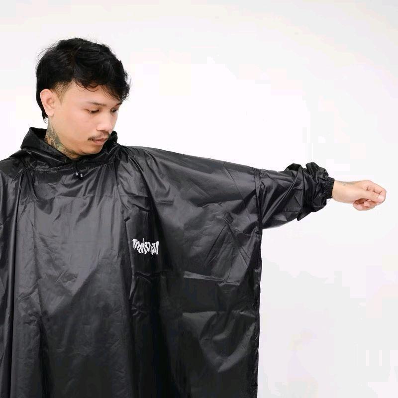 MATERNAL DISASTER - Jas Hujan Ponco + Celana Setelan Bahan Pvc Tebal Elastis Anti Rembes 5