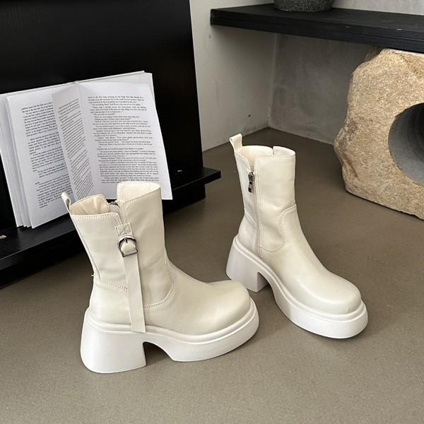 Bốt Cổ Lửng Khuy Cạnh đế cao 7cm Tôn Dáng Chất Da Mềm Êm Nhẹ MSP: BỐT 863