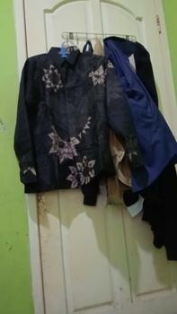 Product Review of Kemeja Batik Pria ADINATA Bahan Katun Halus Lapis Furing Motif Bunga Reguler Fit Outfit Kondangan Nyaman from B**i 0